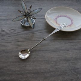 Teaspoon dessert with spindle Š617