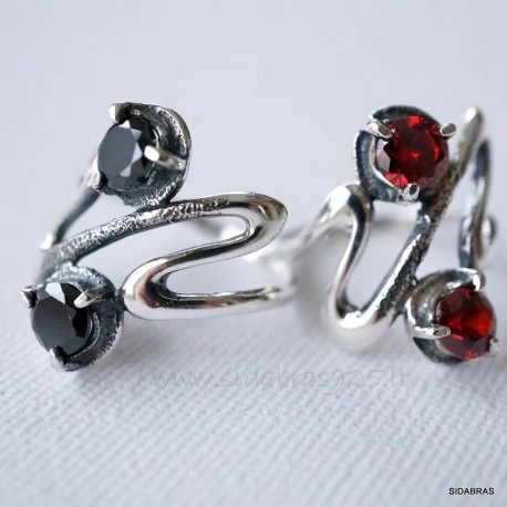 Ring with black Zirconia Ž075