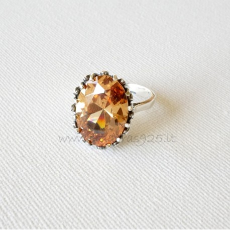 Ring with champagne Zircon Ž120