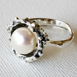 Ring with Pearls Ž507