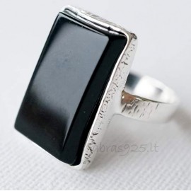 Ring with Onyx Ž611