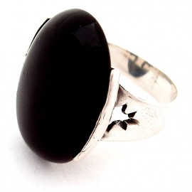 Ring with Onyx Ž153
