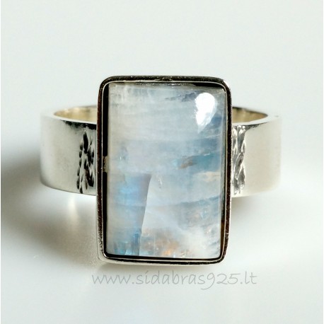 Unique jewelry Ring with natural Moonstone "ŽD4"
