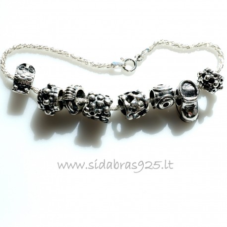 Bracelet "Grandinėlė su ratukais"