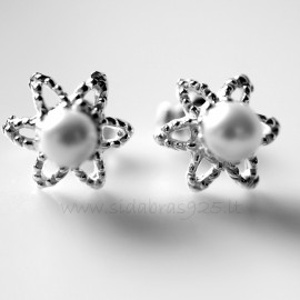 Earrings with Pearls "Gėlytė"