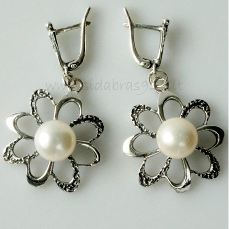 Earrings with Pearls A399