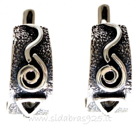 Earrings with English clasp A057