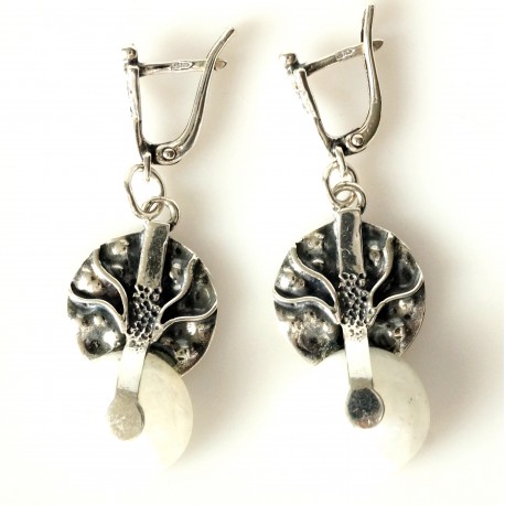 Earrings with Moonstone A263