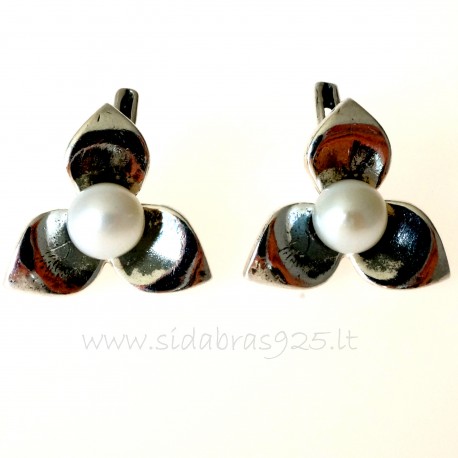 Earrings with Pearls A212