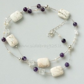 Necklace with natural stones