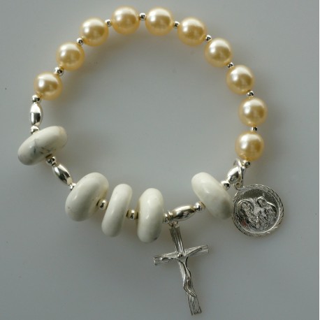 Rosaries on hand with Howlite and Pearls