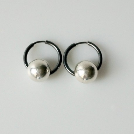 Earrings Hoop small black with bubble "Austėja ARJ-1.5 cm"
