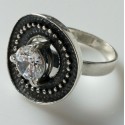 Ring with white Zirconia 