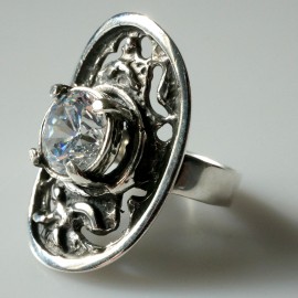 Ring with Zirconia Ž099