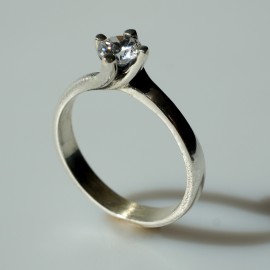 Ring with Zirconia Engagement Ž125
